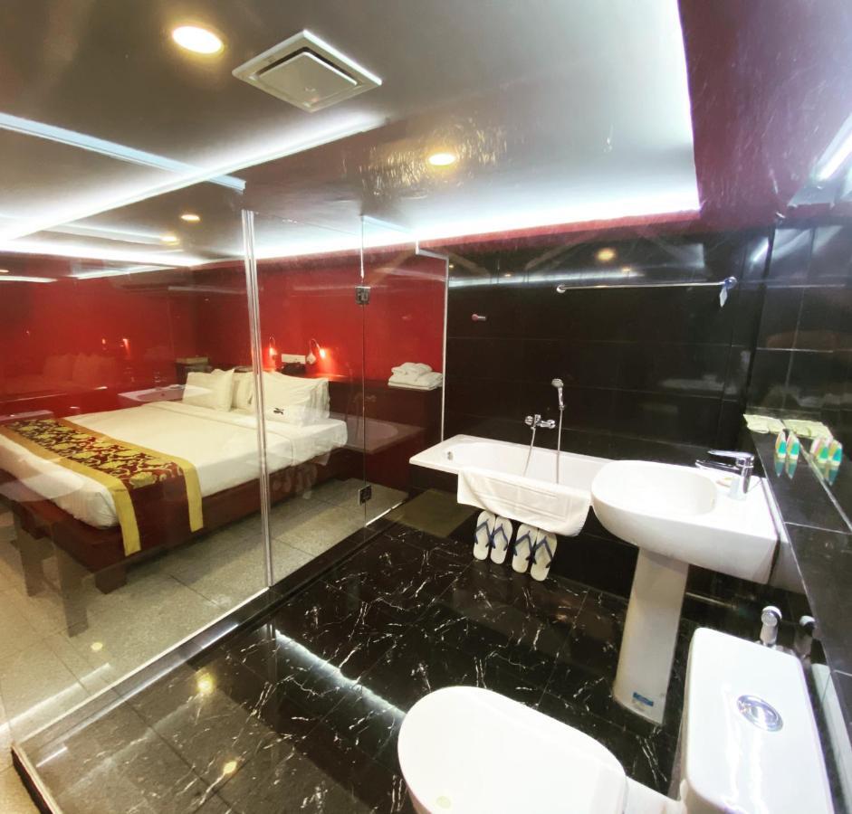 My Dream Hotel Янгон Экстерьер фото